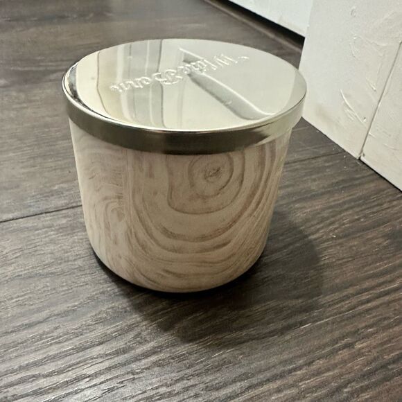 White Barn Bath & Body Works Watermelon Lemonade 3 Wick Candle New - Picture 4 of 5